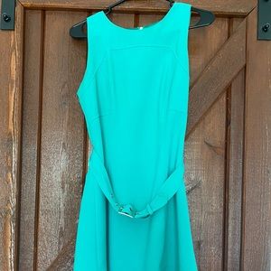 White House Black Market Size 4